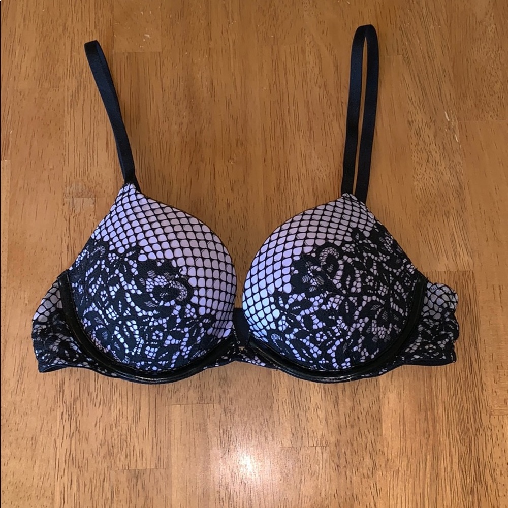 Victoria’s Secret Very Sexy Pushup